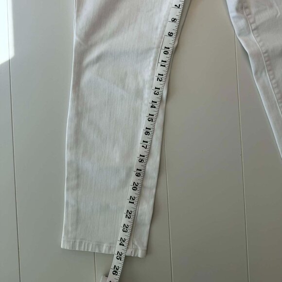 J.Jill Authentic Fit Slim Ankle Jeans | White Stretch Denim | Size 8P - Picture 7 of 9